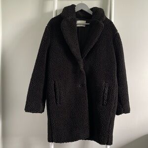Aritzia wilfred free Teddy Cocoon coat in black size medium